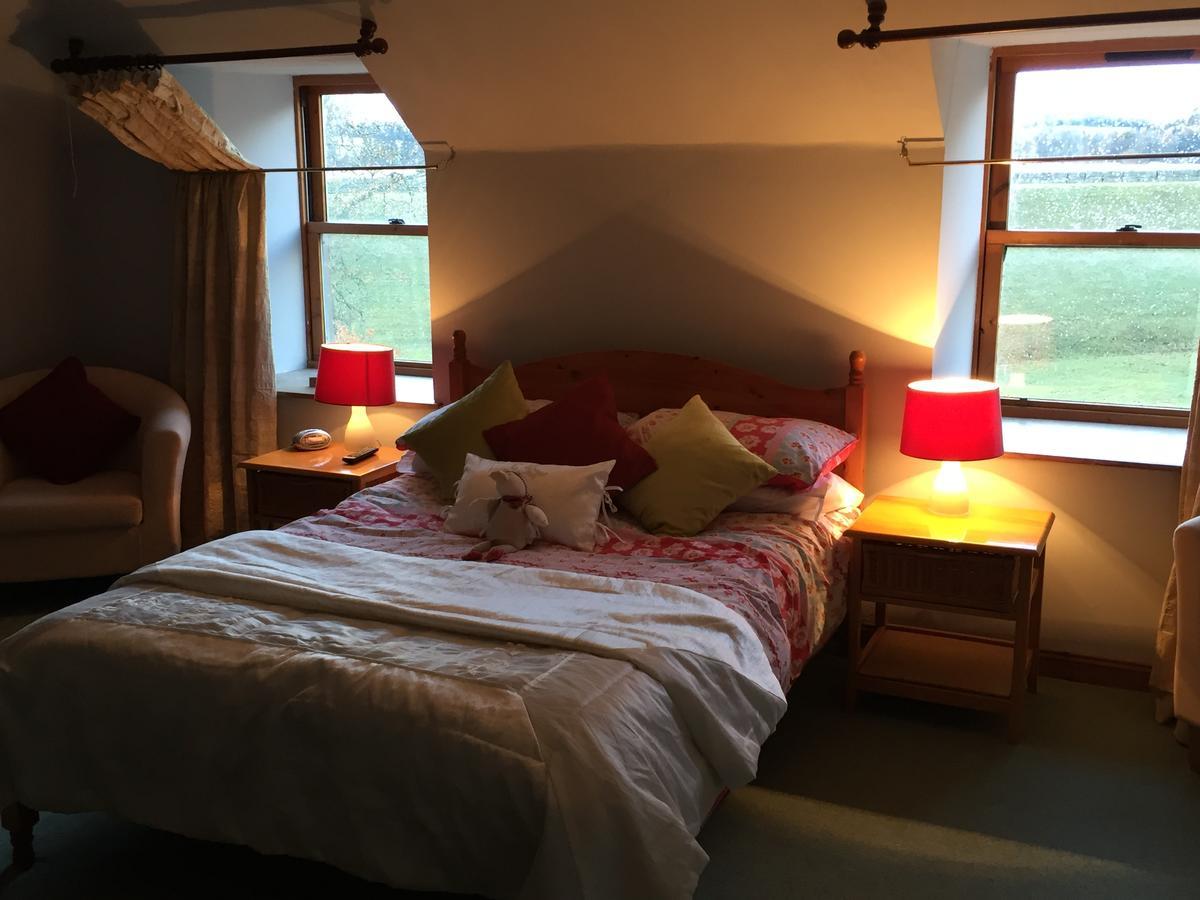 Lodge At Lochside Bridgend of Lintrathen Ngoại thất bức ảnh